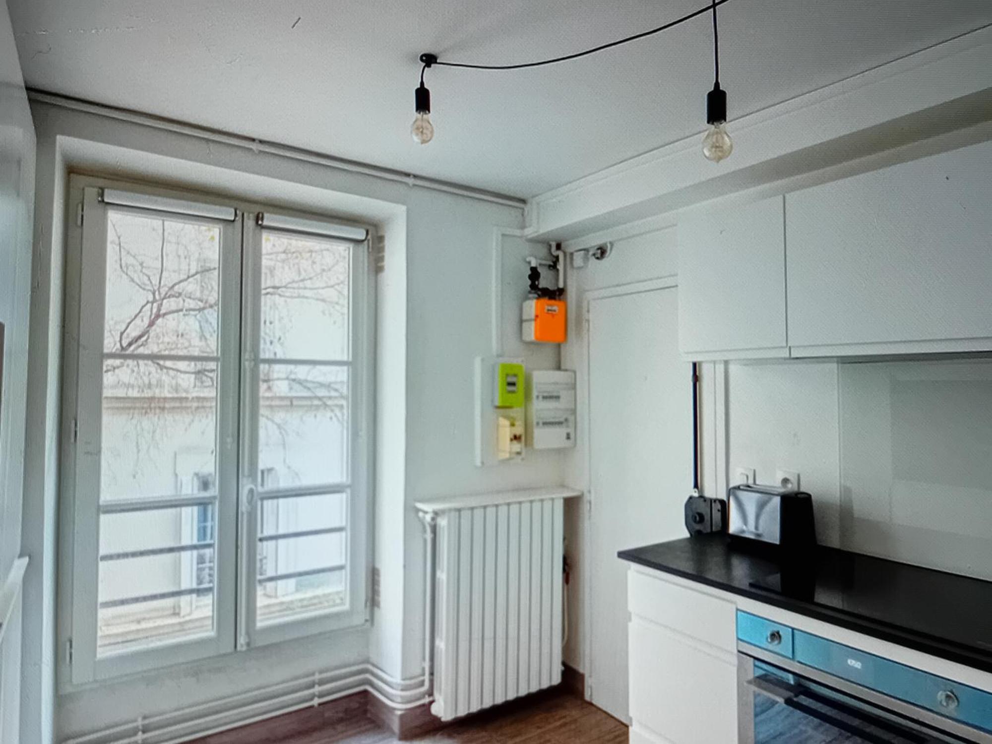 1mins At Gare Montparnasse, Center , Close To Eiffel Tour And Louvre Meusm,awesome Place Apartment