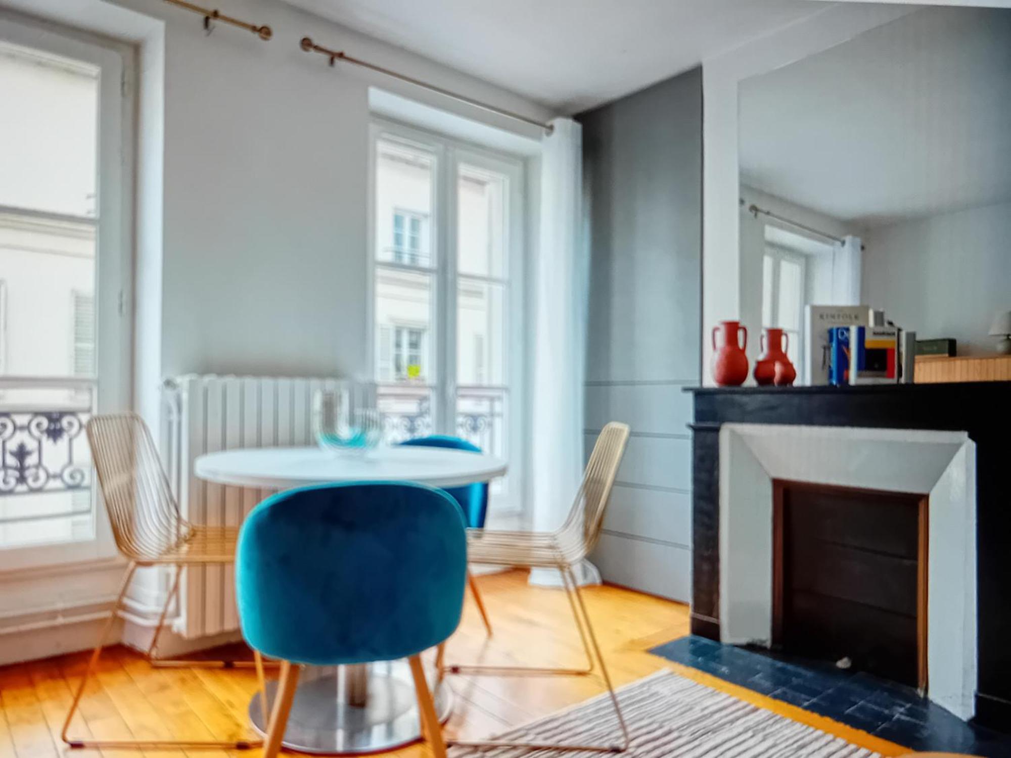 Apartment 1mins At Gare Montparnasse, Center , Close To Eiffel Tour And Louvre Meusm,awesome Place *