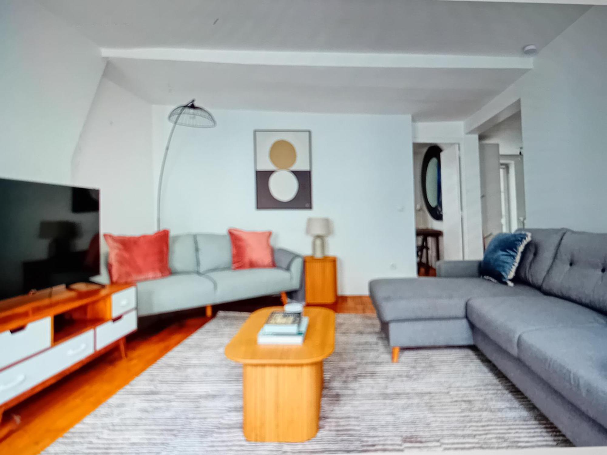 Apartment 1mins At Gare Montparnasse, Center , Close To Eiffel Tour And Louvre Meusm,awesome Place